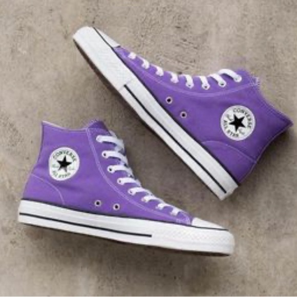 Converse - Picture 1 of 1
